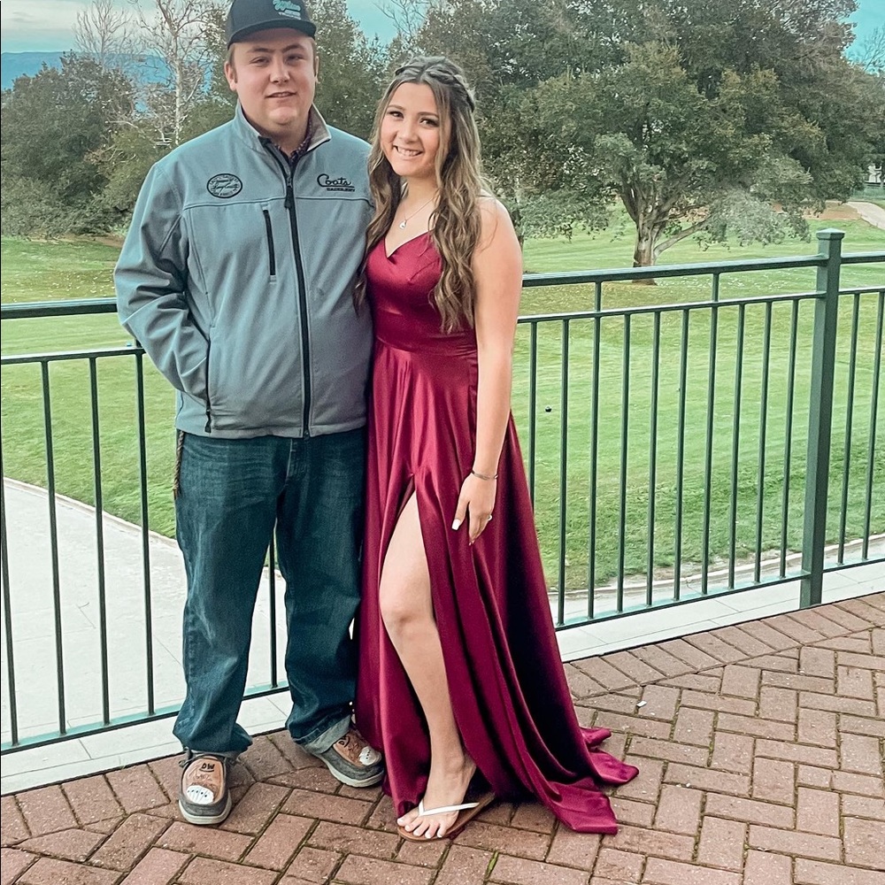 Burgundy bridesmaid/ prom dress